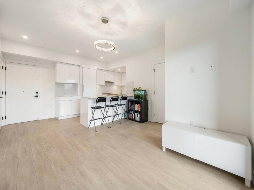 Listing Image for R3108843