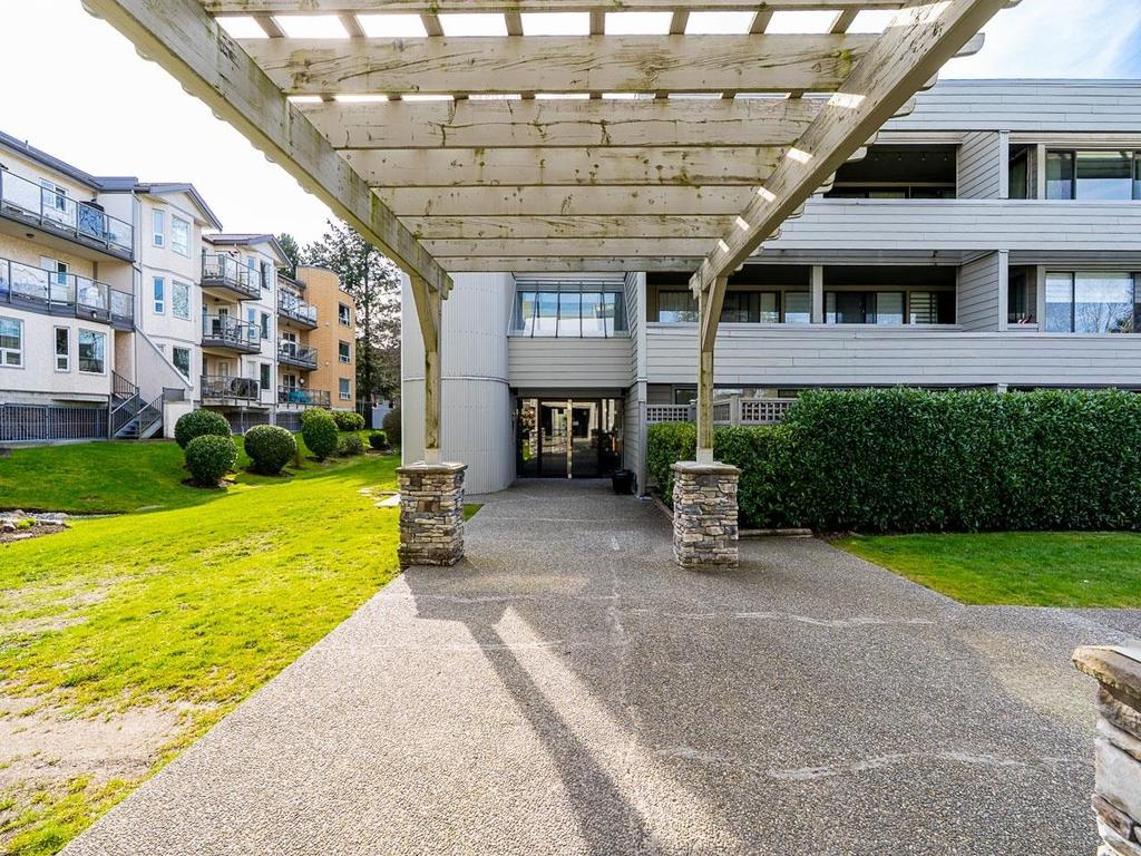 Listing Image for R3108916