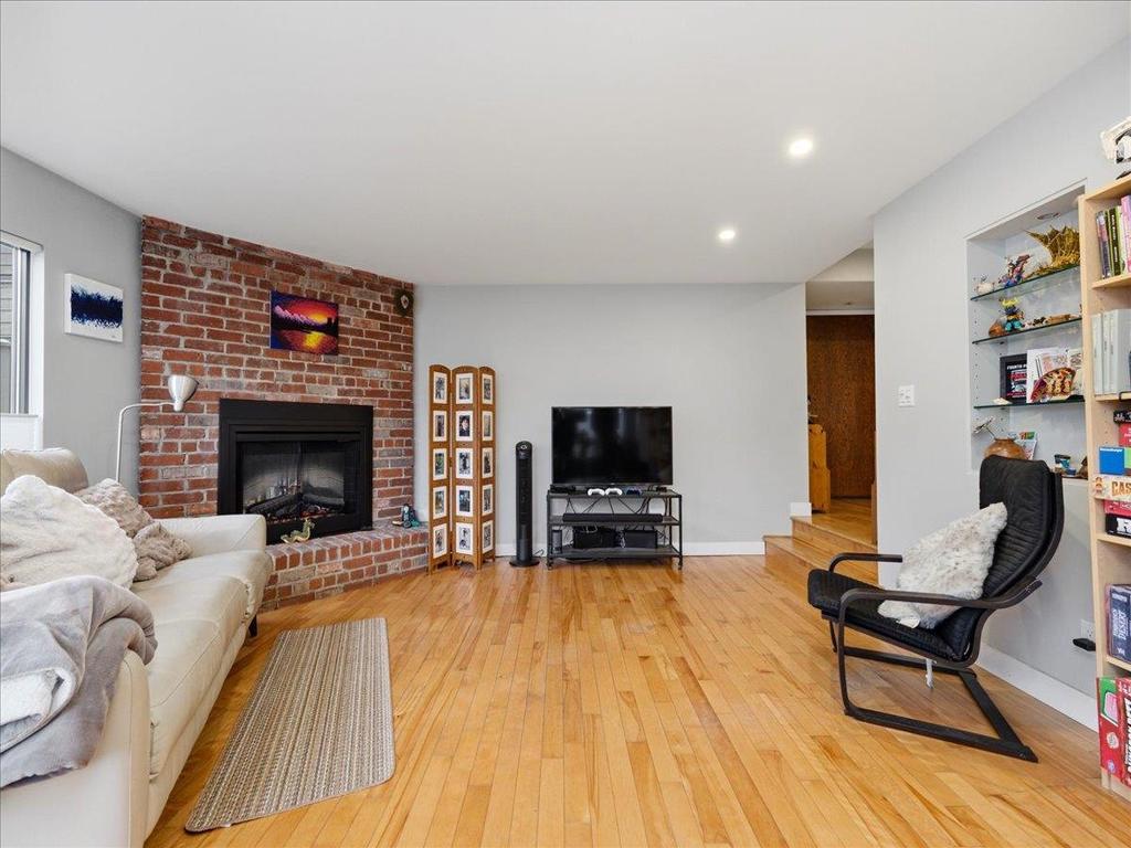 Listing Image for R3108924