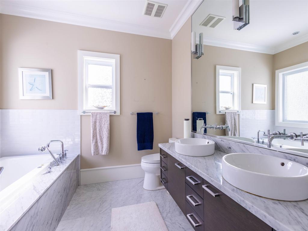 Listing Image for R3109020