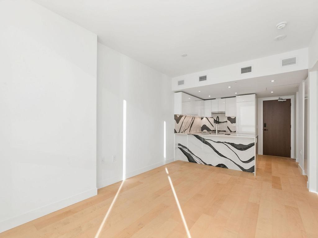 Listing Image for R3109034