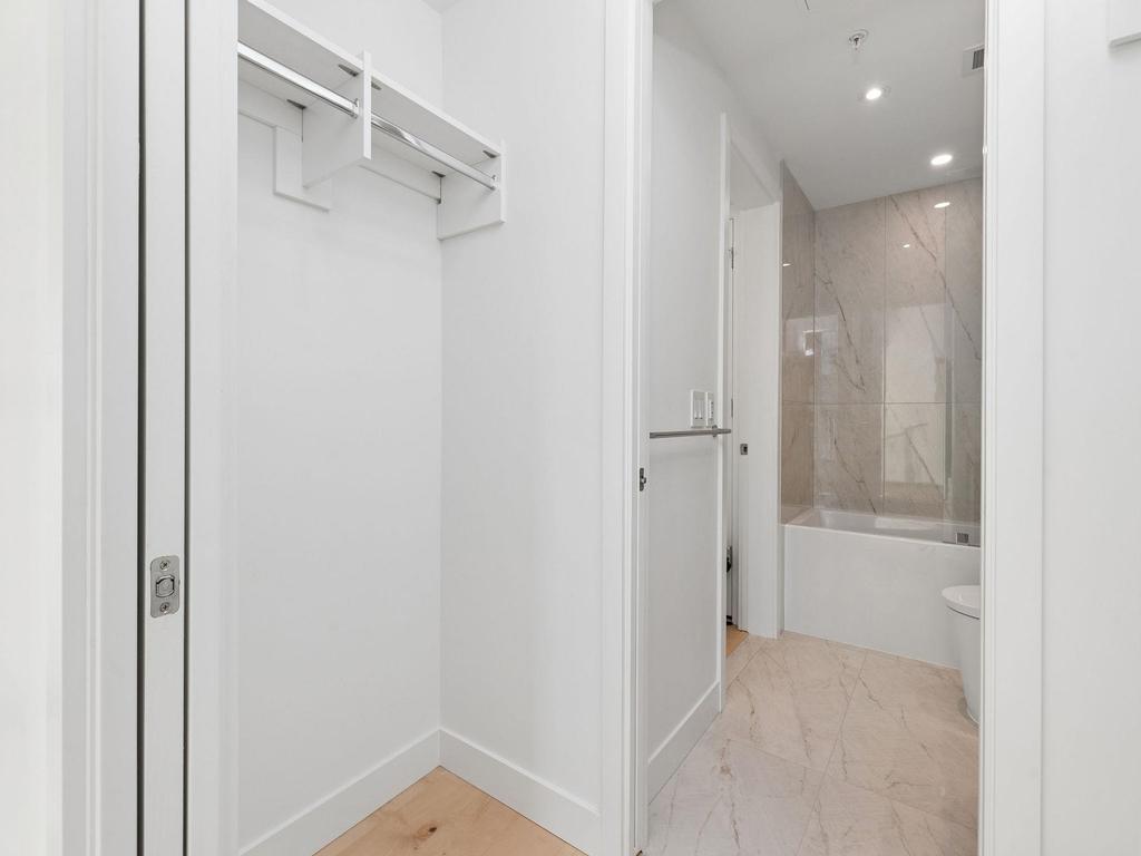 Listing Image for R3109034