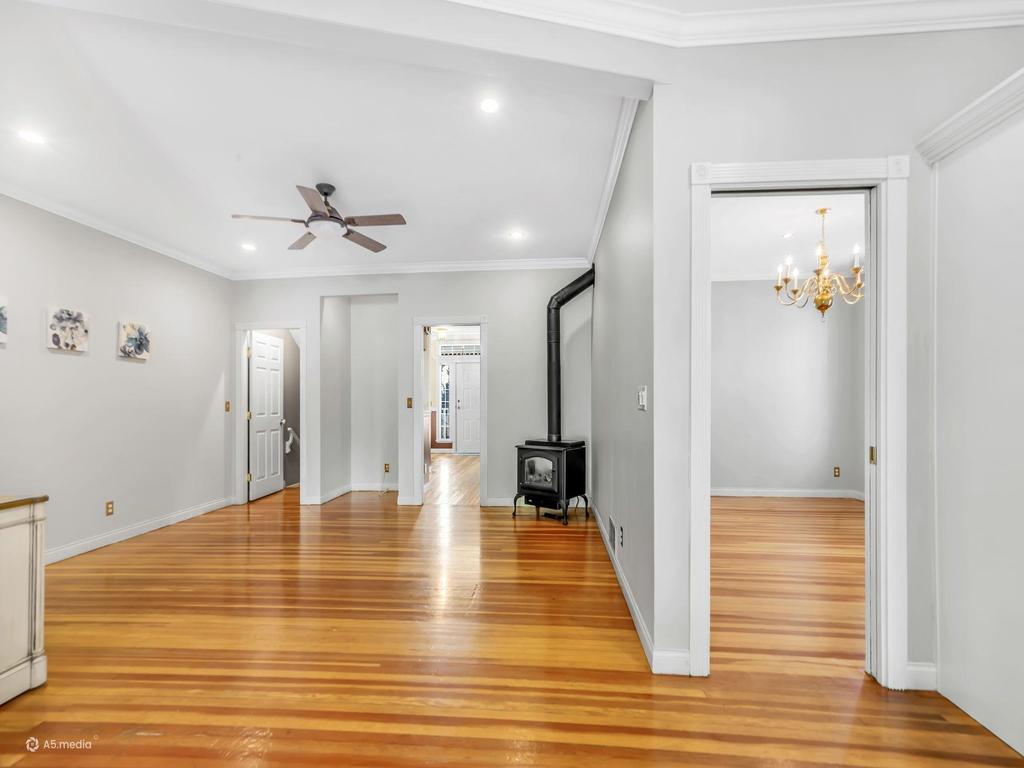 Listing Image for R3109087