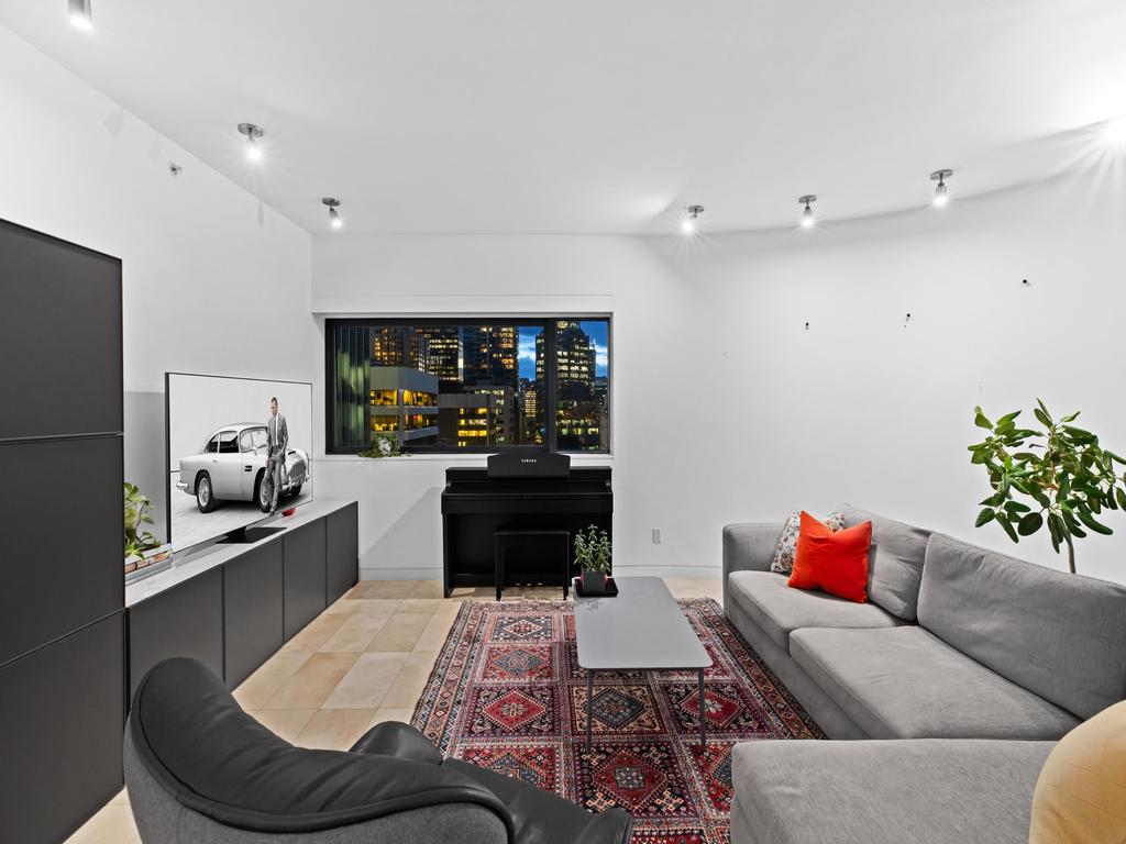 Listing Image for R3109397