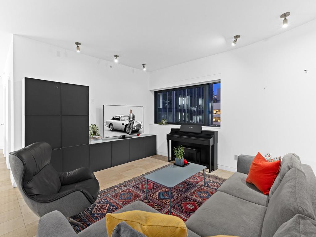 Listing Image for R3109397