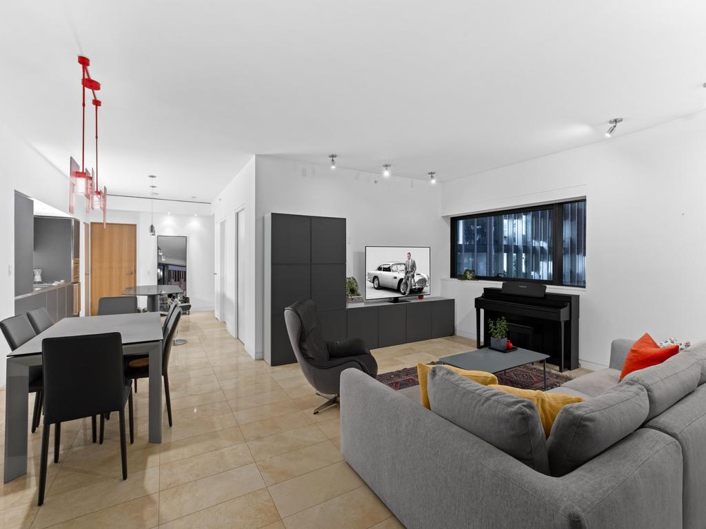 Listing Image for R3109397