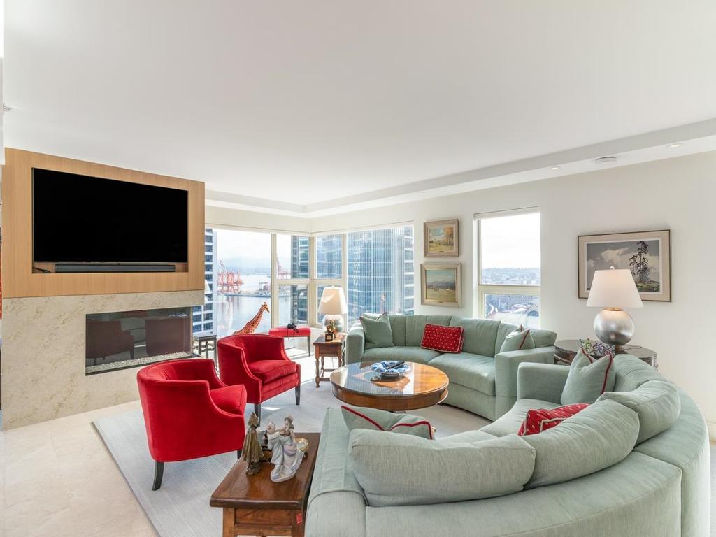 Listing Image for R3109399