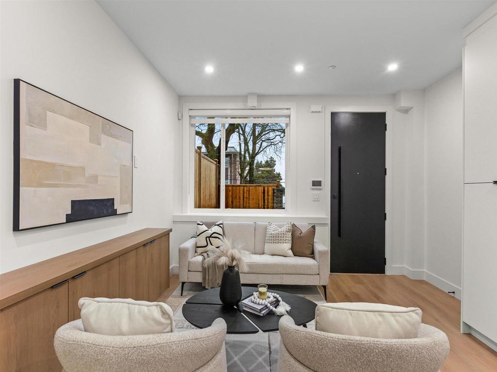 Listing Image for R3109500