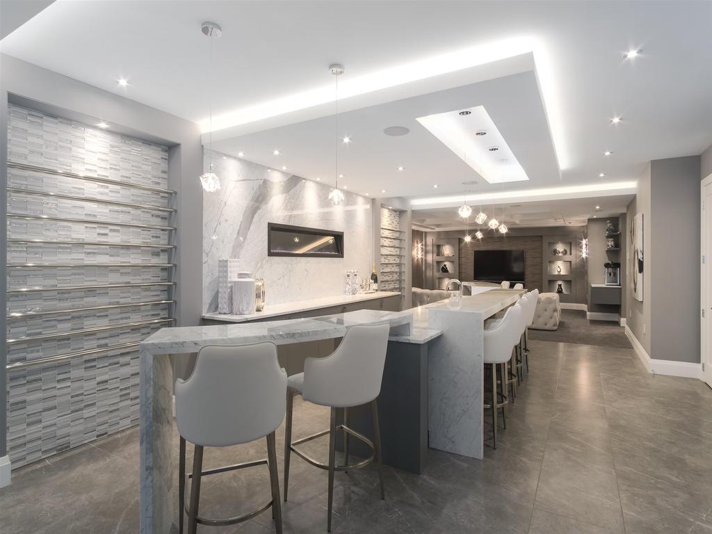 Listing Image for R3109612