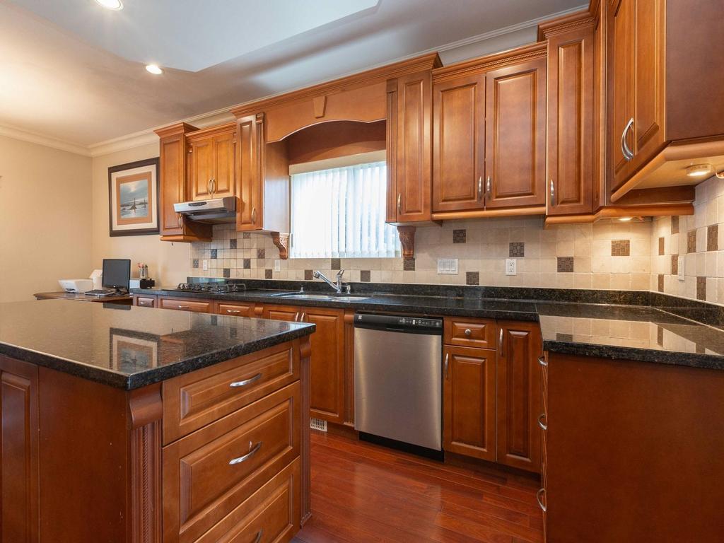 Listing Image for R3109824