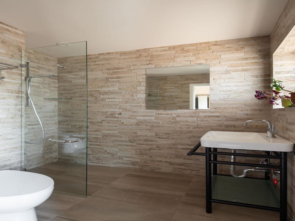 Listing Image for R3109856