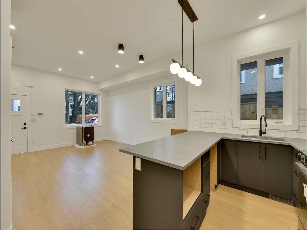 Listing Image for R3109884