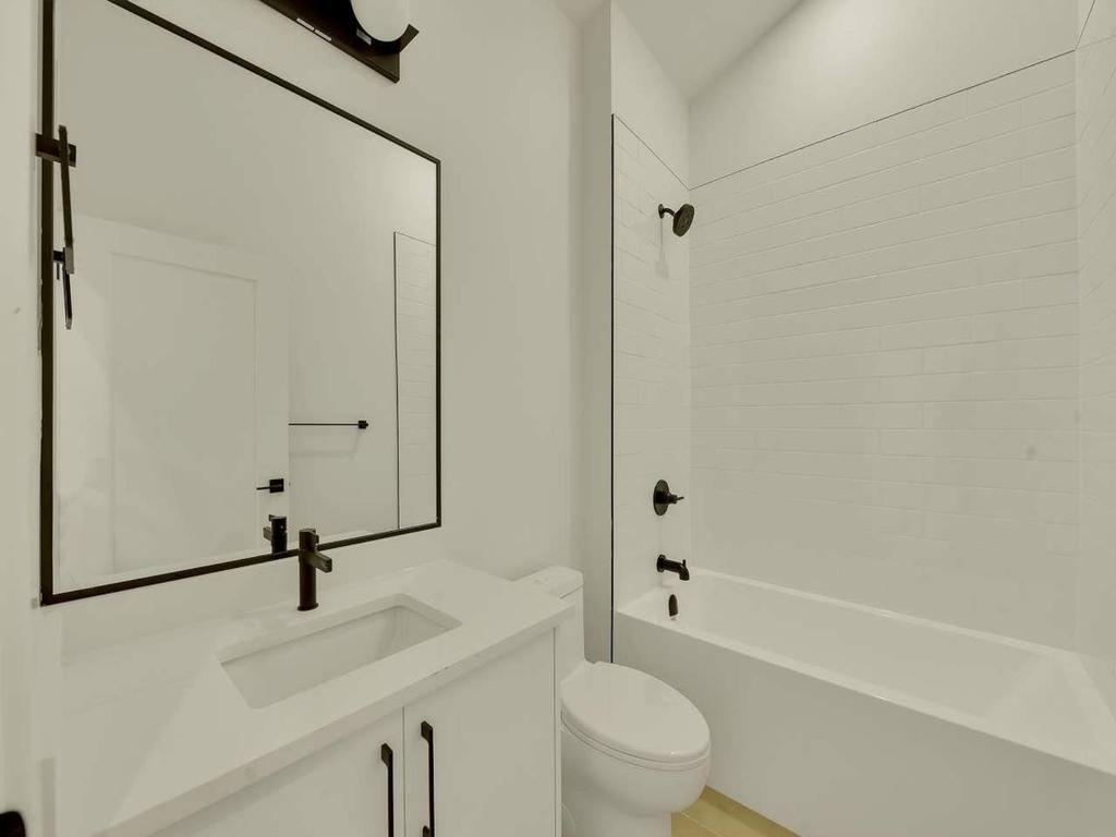 Listing Image for R3109884