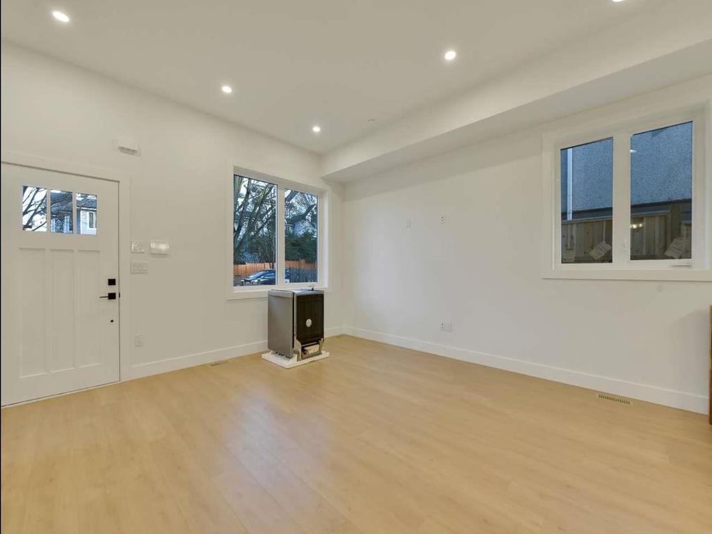 Listing Image for R3109884