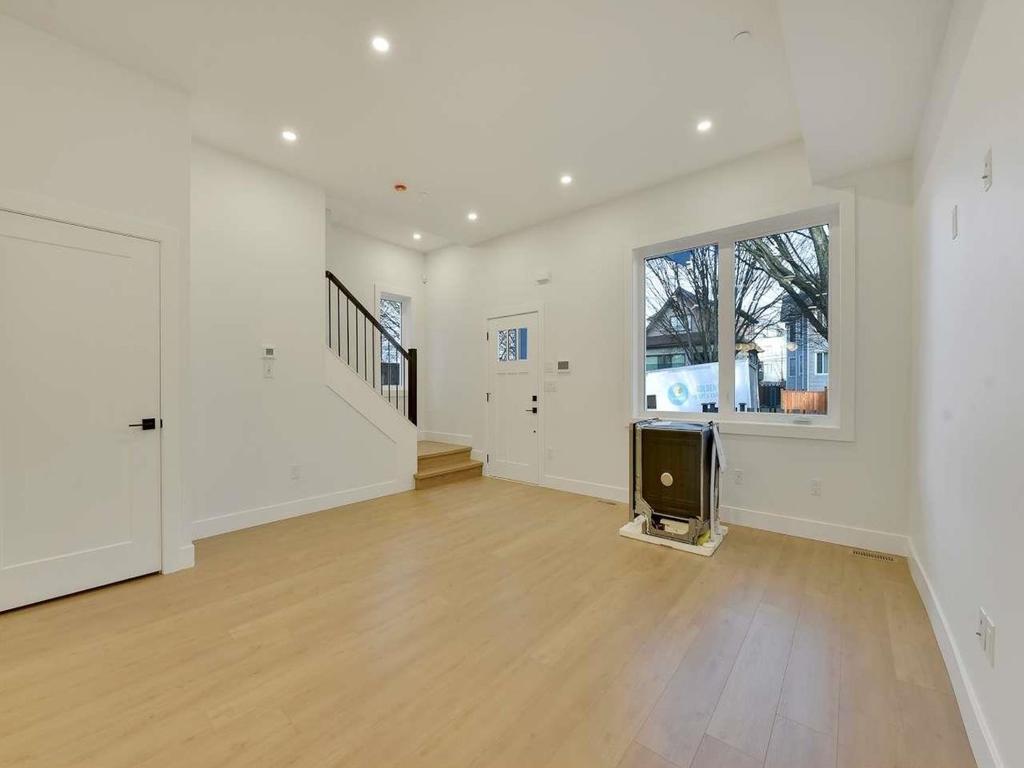 Listing Image for R3109884