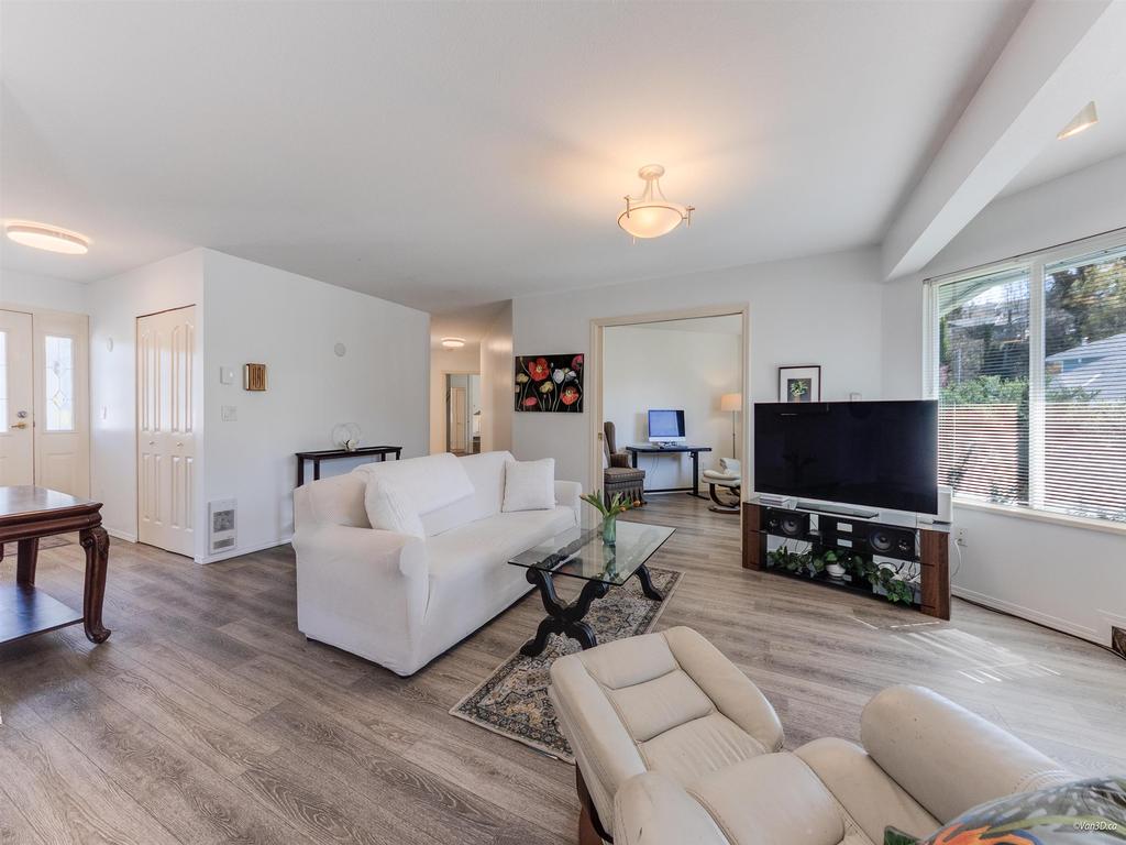 Listing Image for R3109950