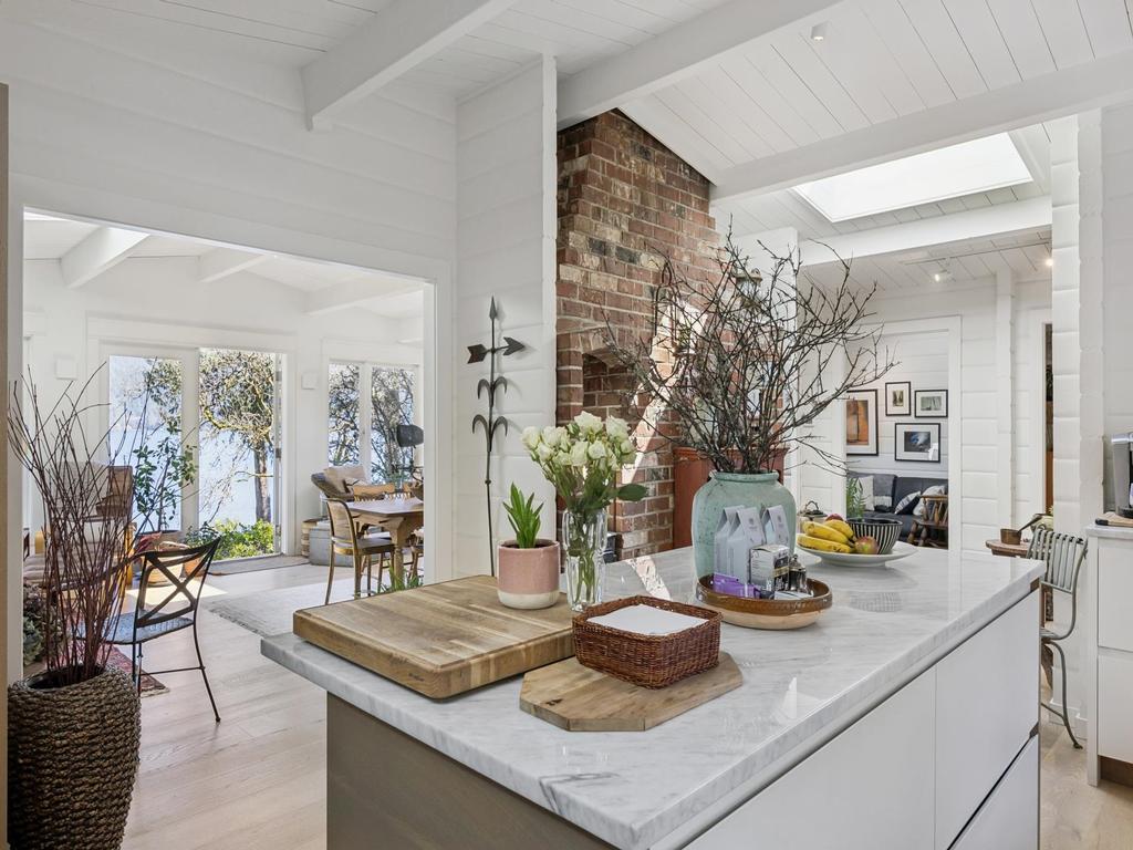 Listing Image for R3109975