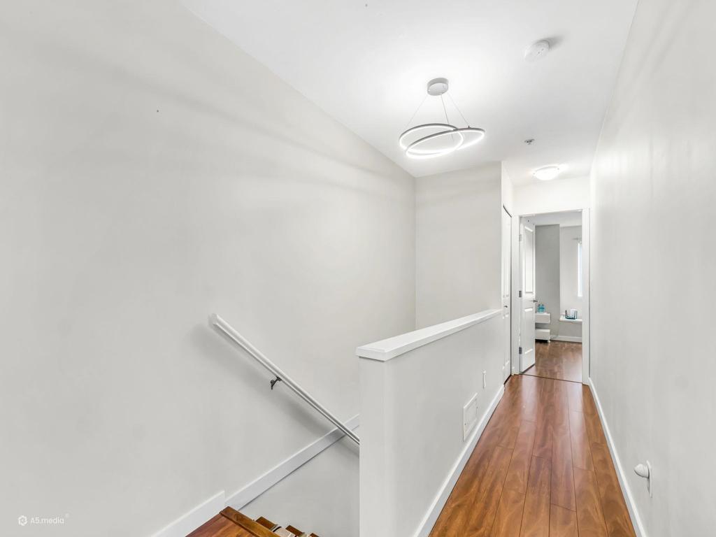 Listing Image for R3109993