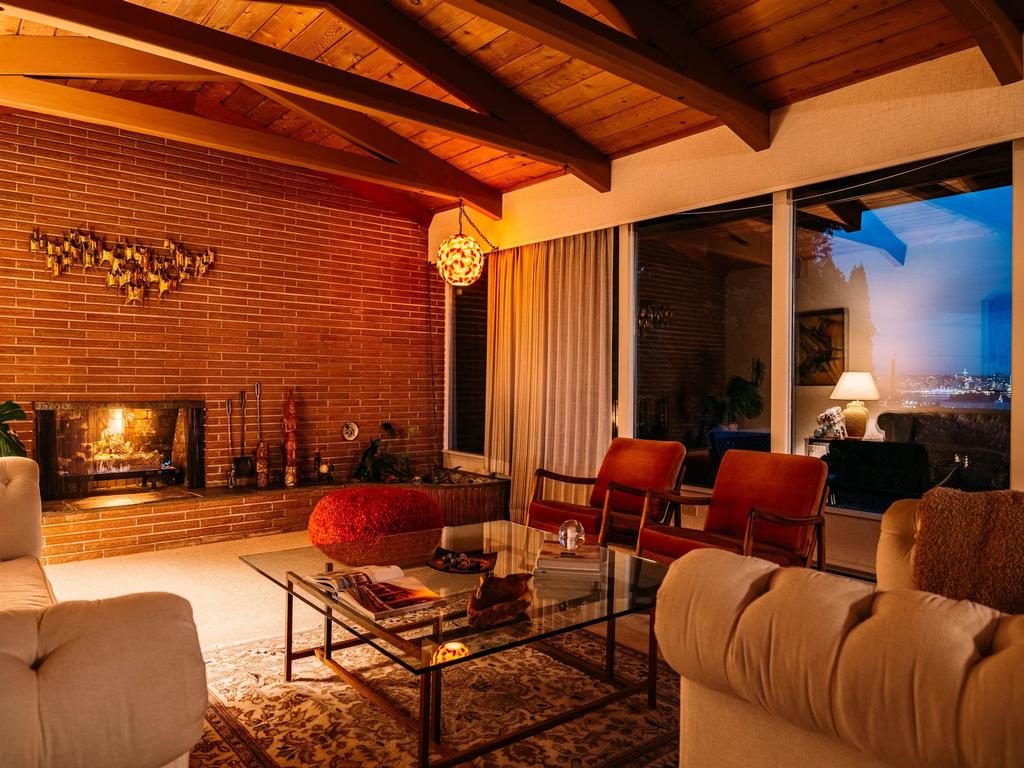 Listing Image for R3110003