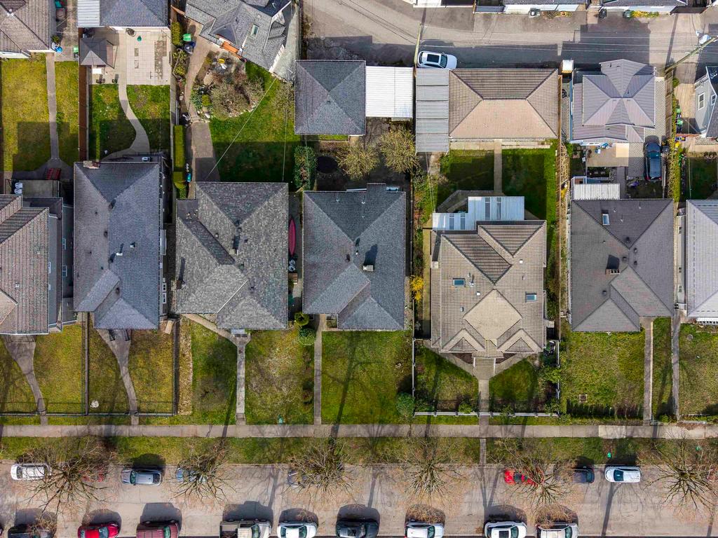 Listing Image for R3110026