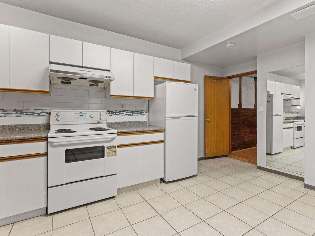 Listing Image for R3110026