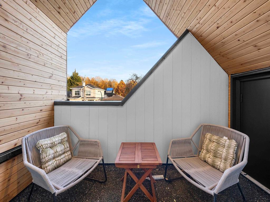 Listing Image for R3110053