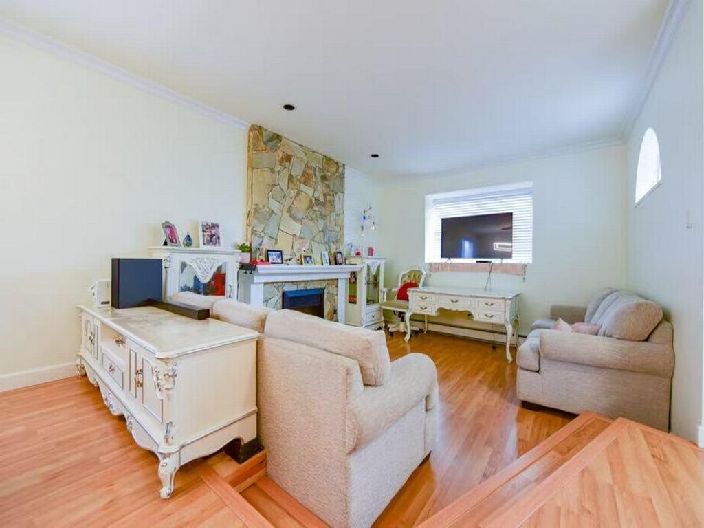 Listing Image for R3110071