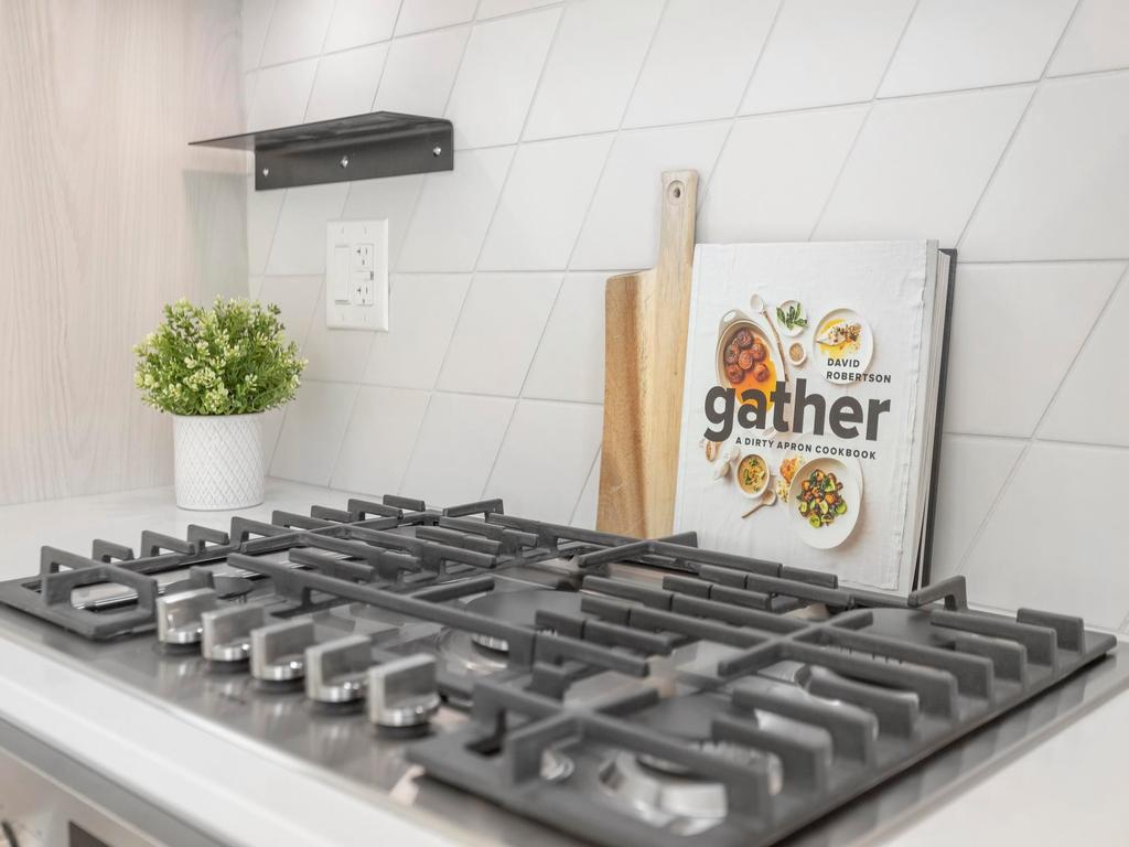 Listing Image for R3110082