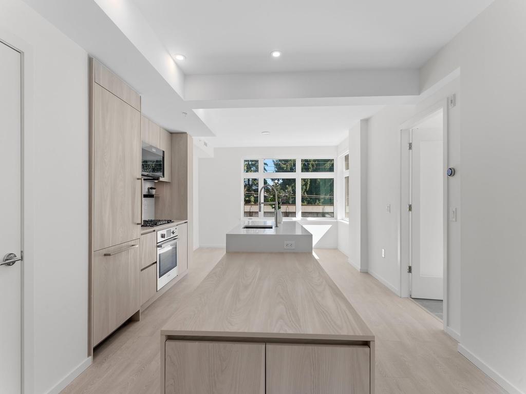 Listing Image for R3110082