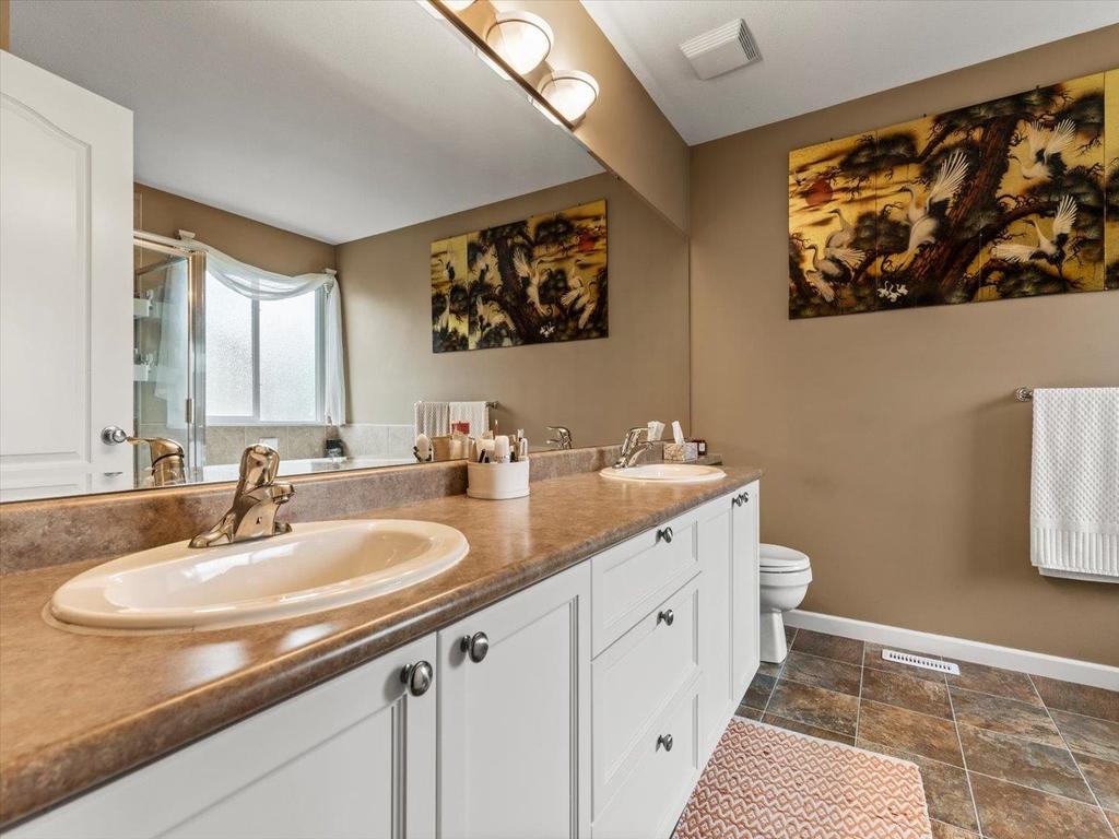 Listing Image for R3110111