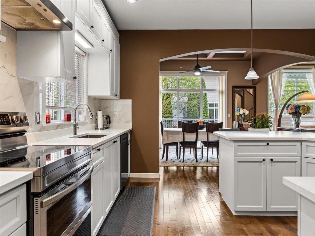 Listing Image for R3110111