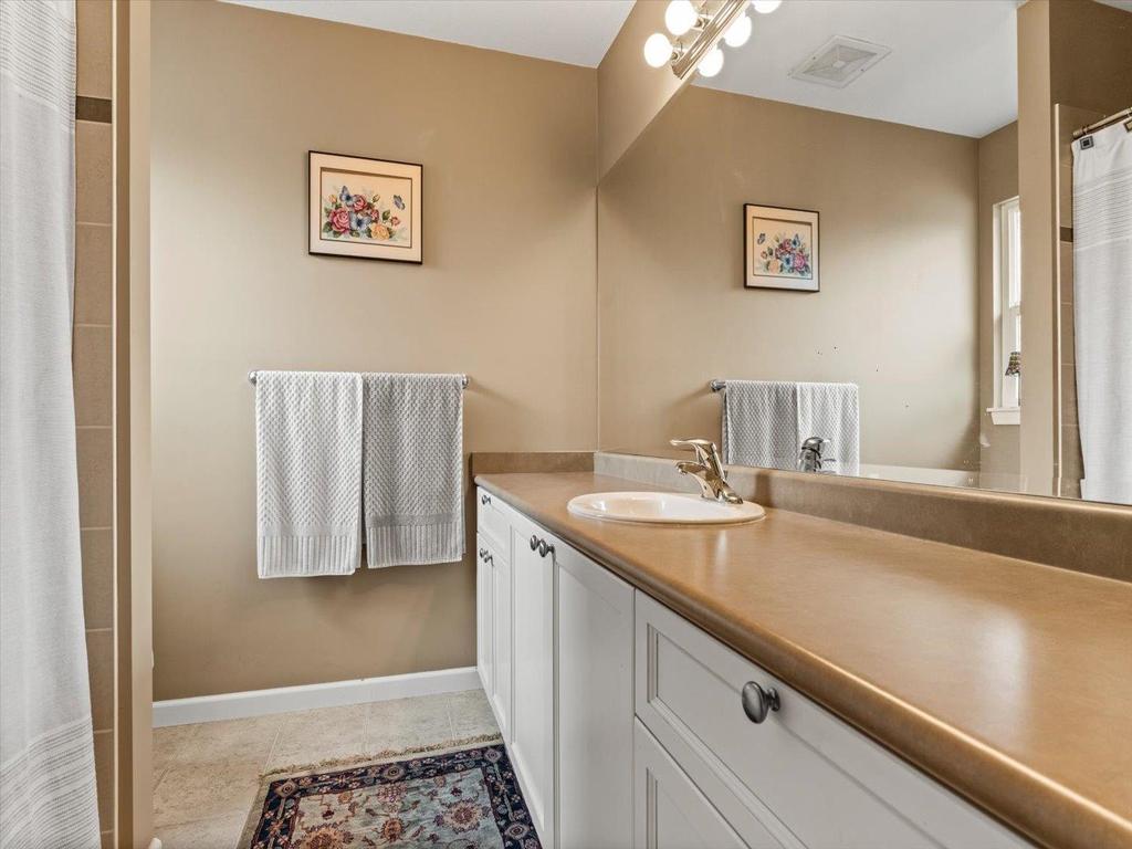 Listing Image for R3110111