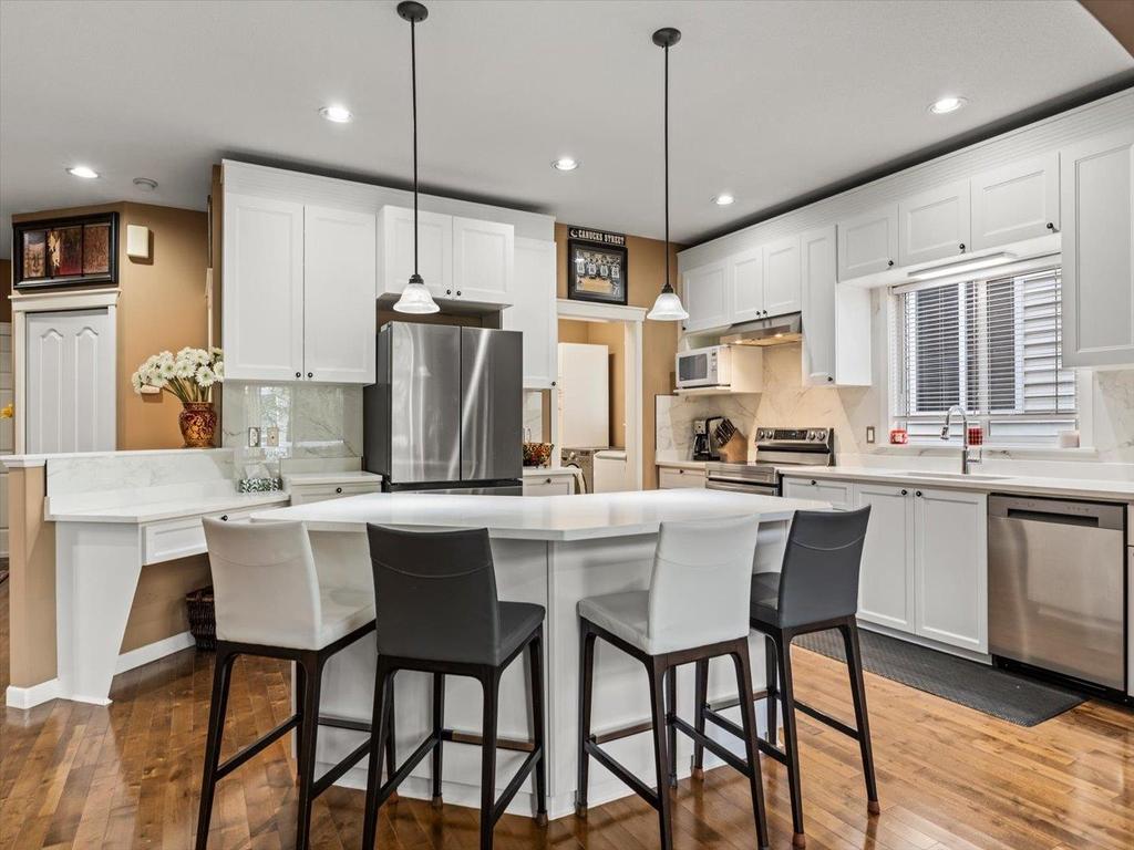 Listing Image for R3110111