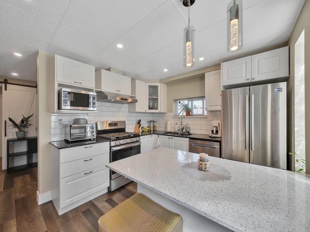 Listing Image for R3110115