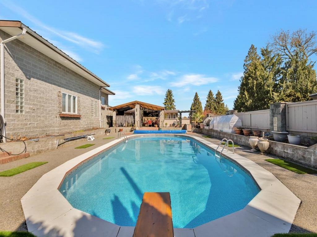 Listing Image for R3110115