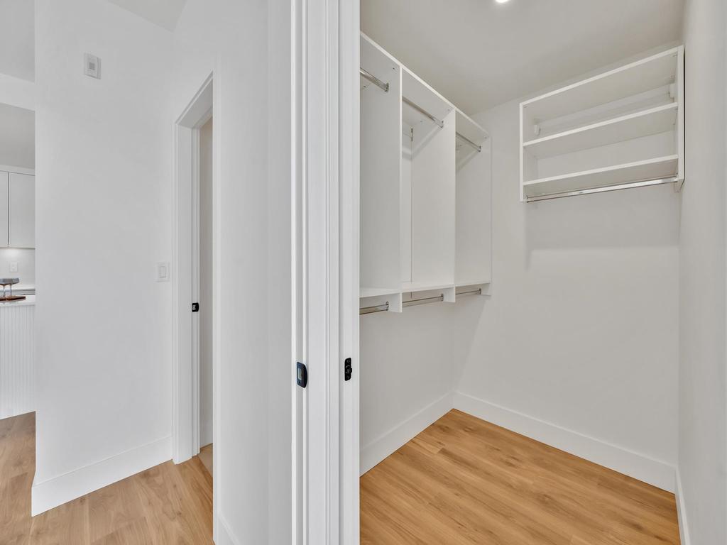 Listing Image for R3110182