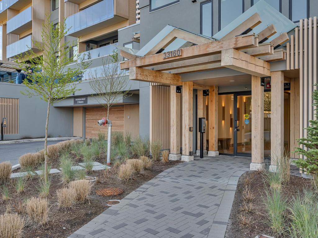 Listing Image for R3110182