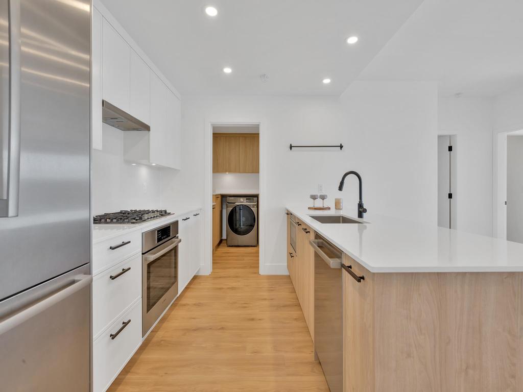 Listing Image for R3110182