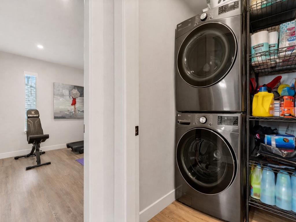 Listing Image for R3110183