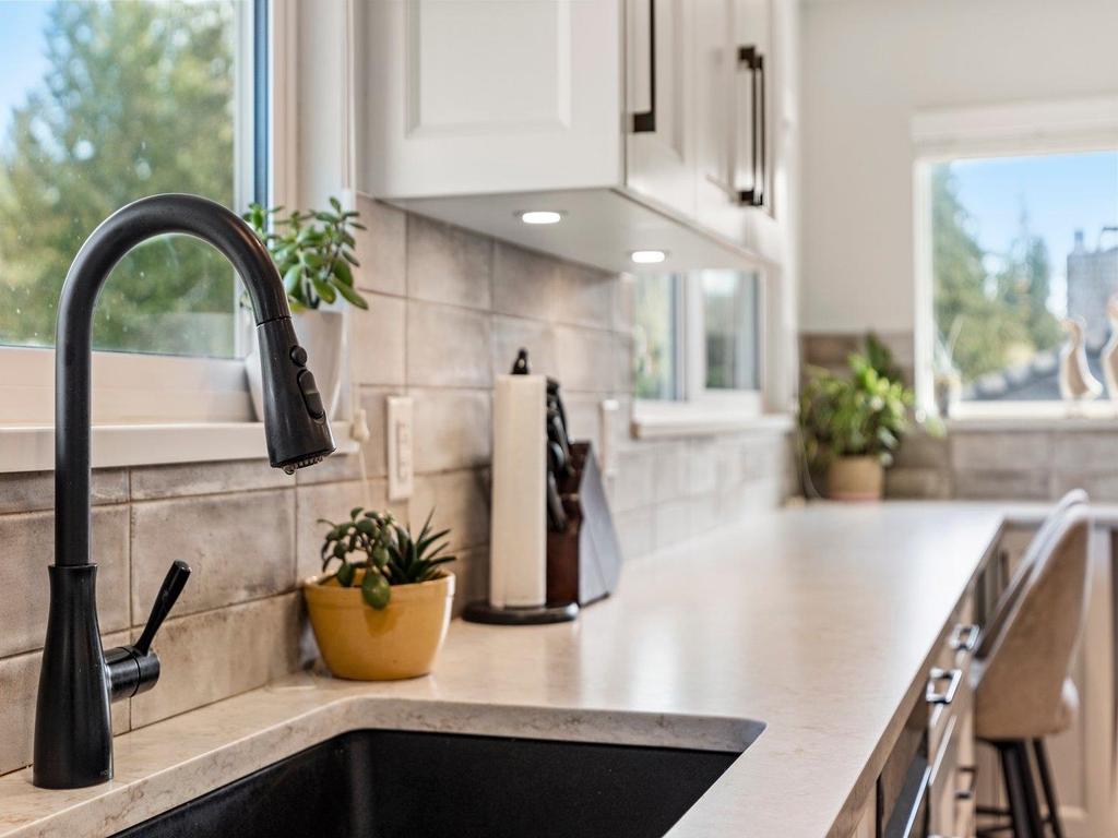 Listing Image for R3110183