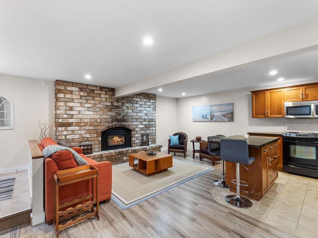 Listing Image for R3110201