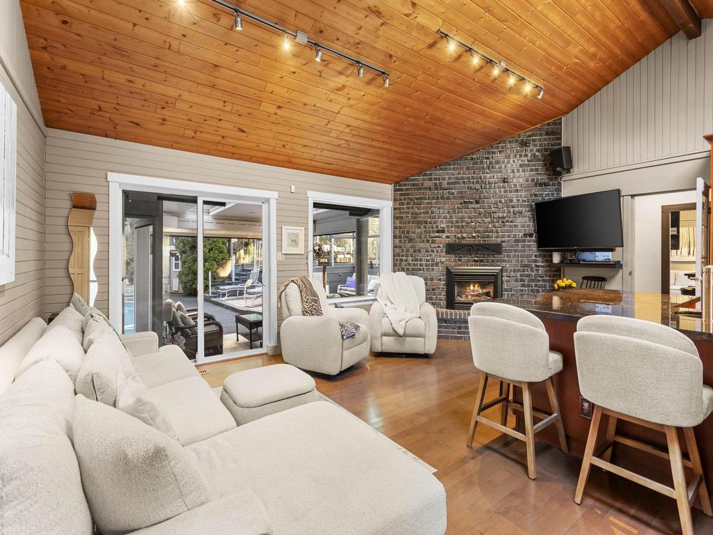 Listing Image for R3110201