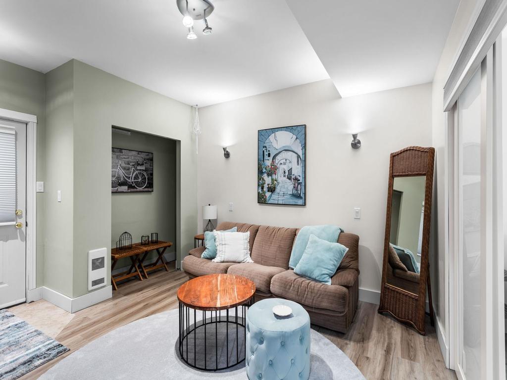 Listing Image for R3110201