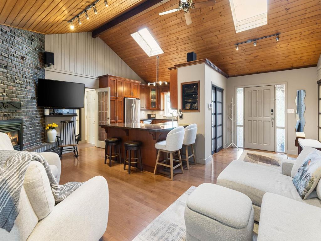 Listing Image for R3110201