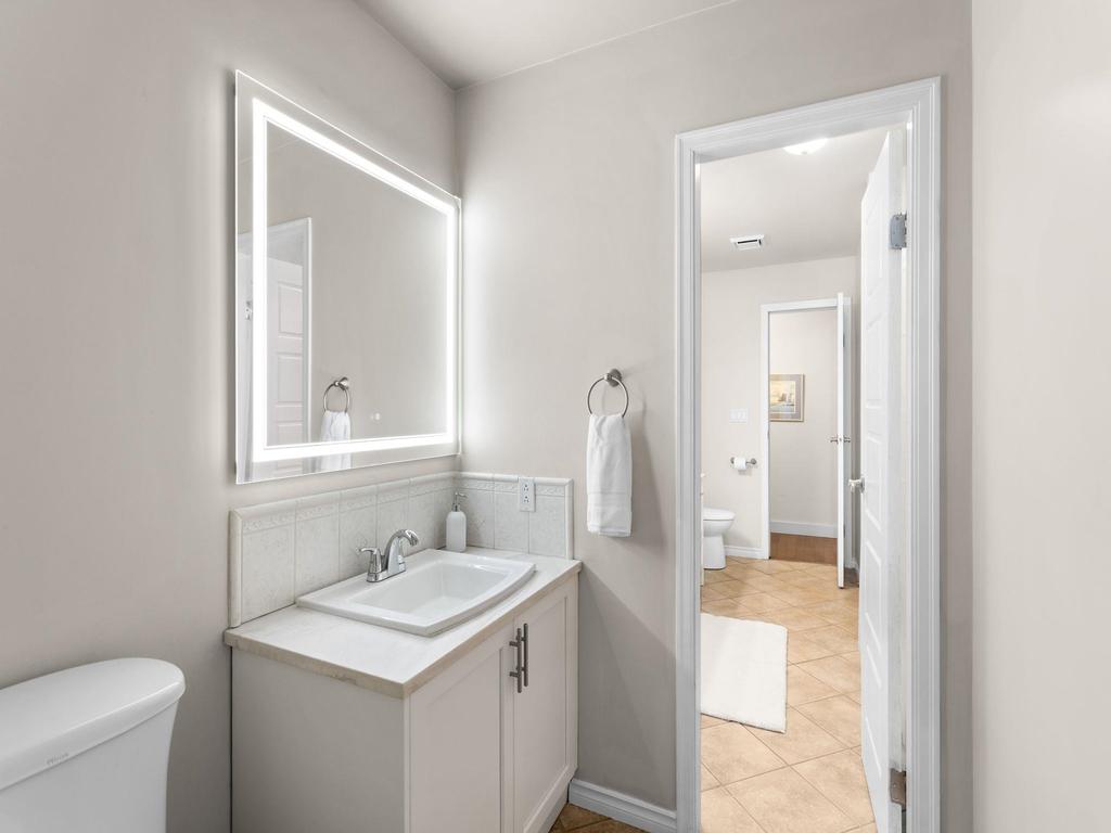 Listing Image for R3110201