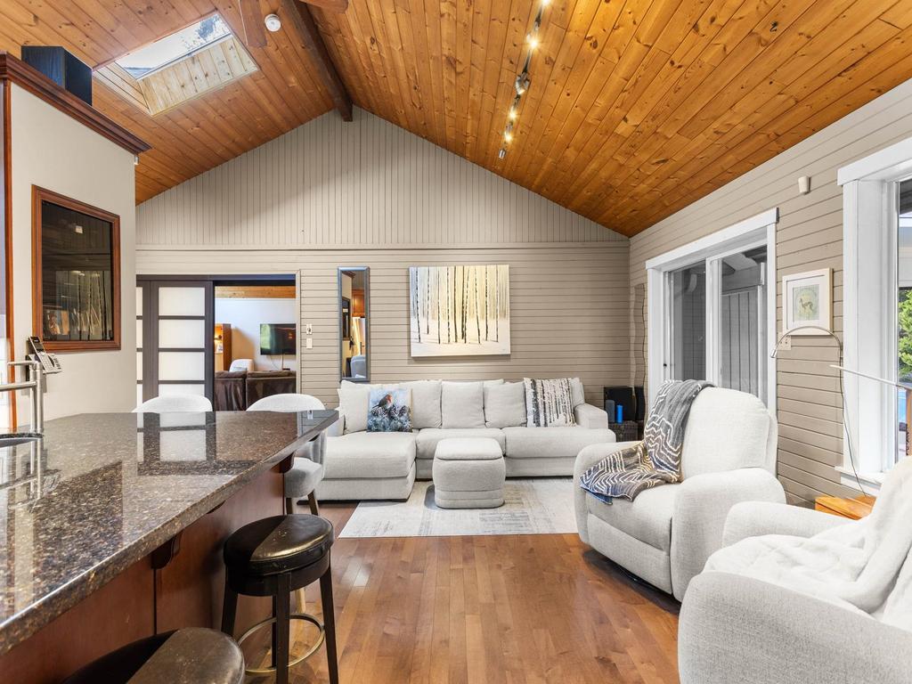 Listing Image for R3110201