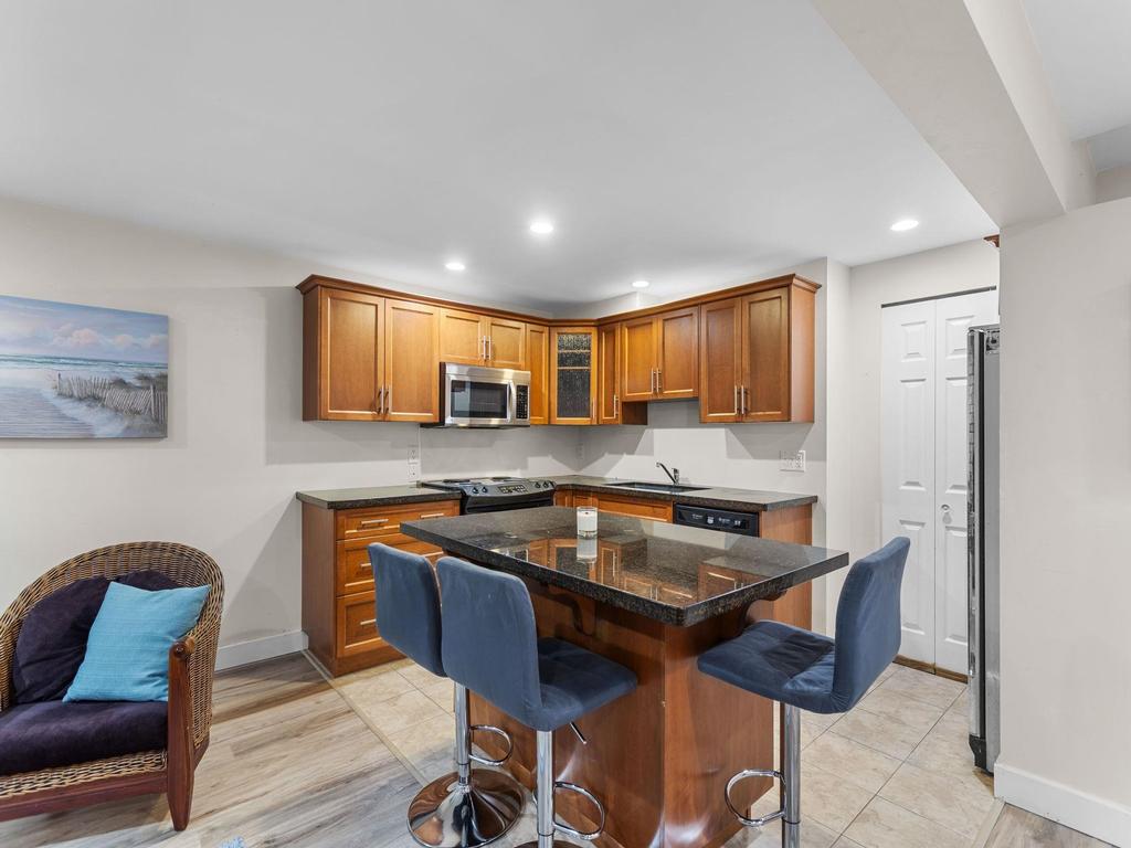 Listing Image for R3110201