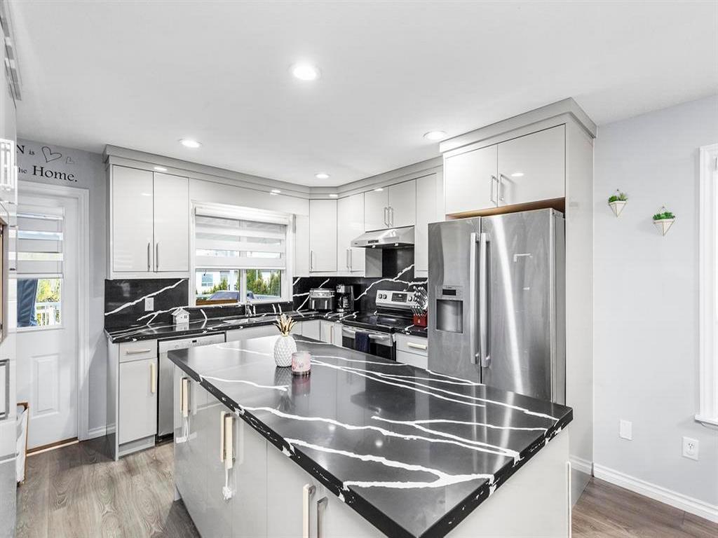 Listing Image for R3110204
