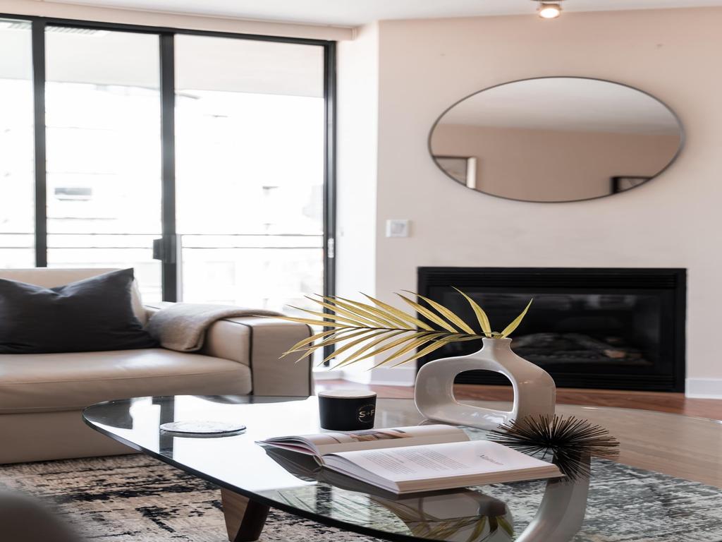 Listing Image for R3110230