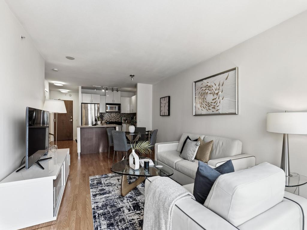 Listing Image for R3110230